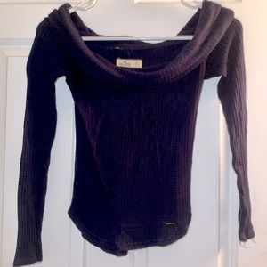 Off-Shoulder Hollister Top